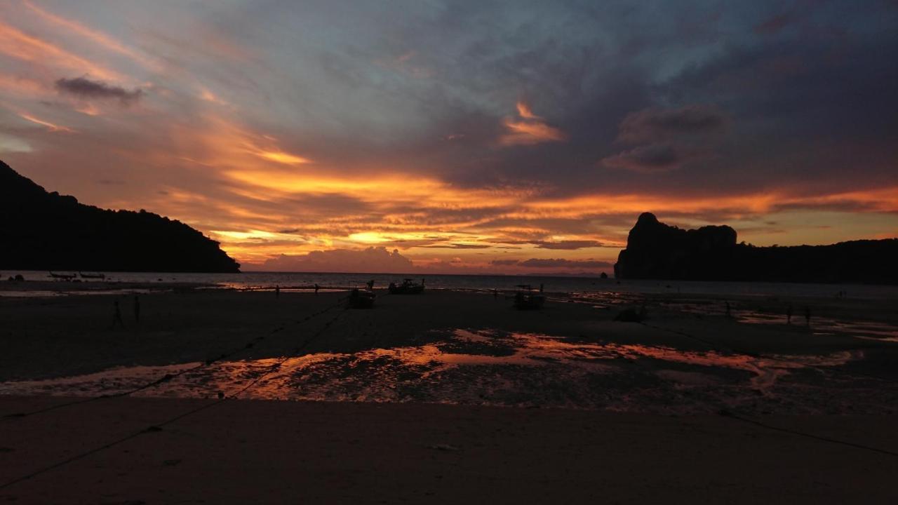 Blanco Central Ko Phi Phi Exterior foto